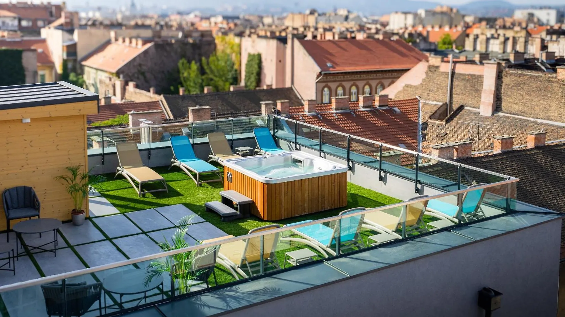 Onyx Luxury Budapest Hotel