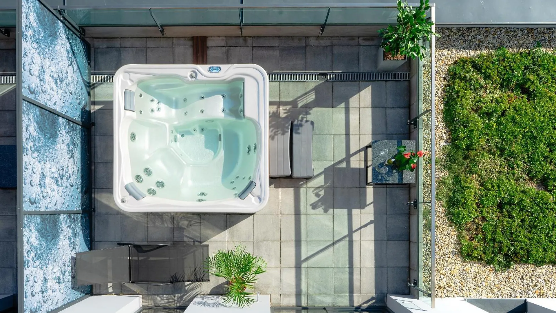 Onyx Luxury Budapest 4*,