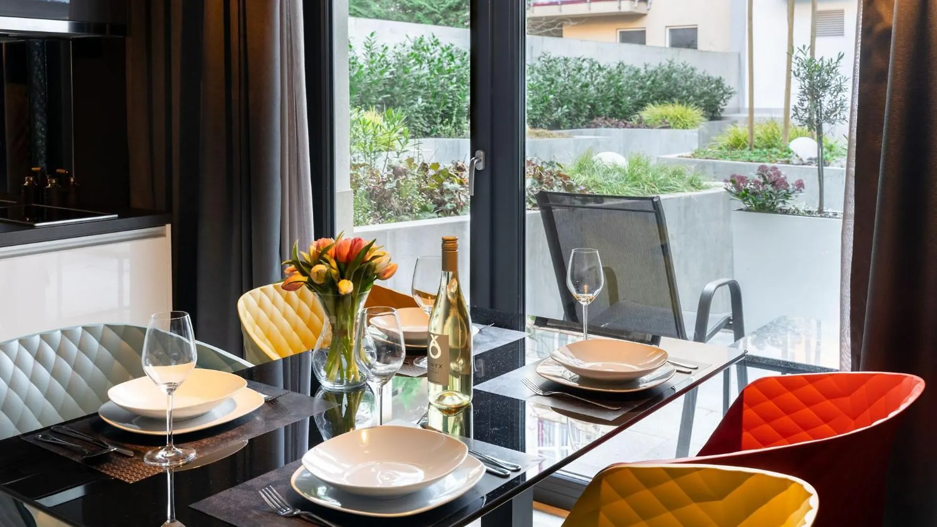 Onyx Luxury Budapest 4*,