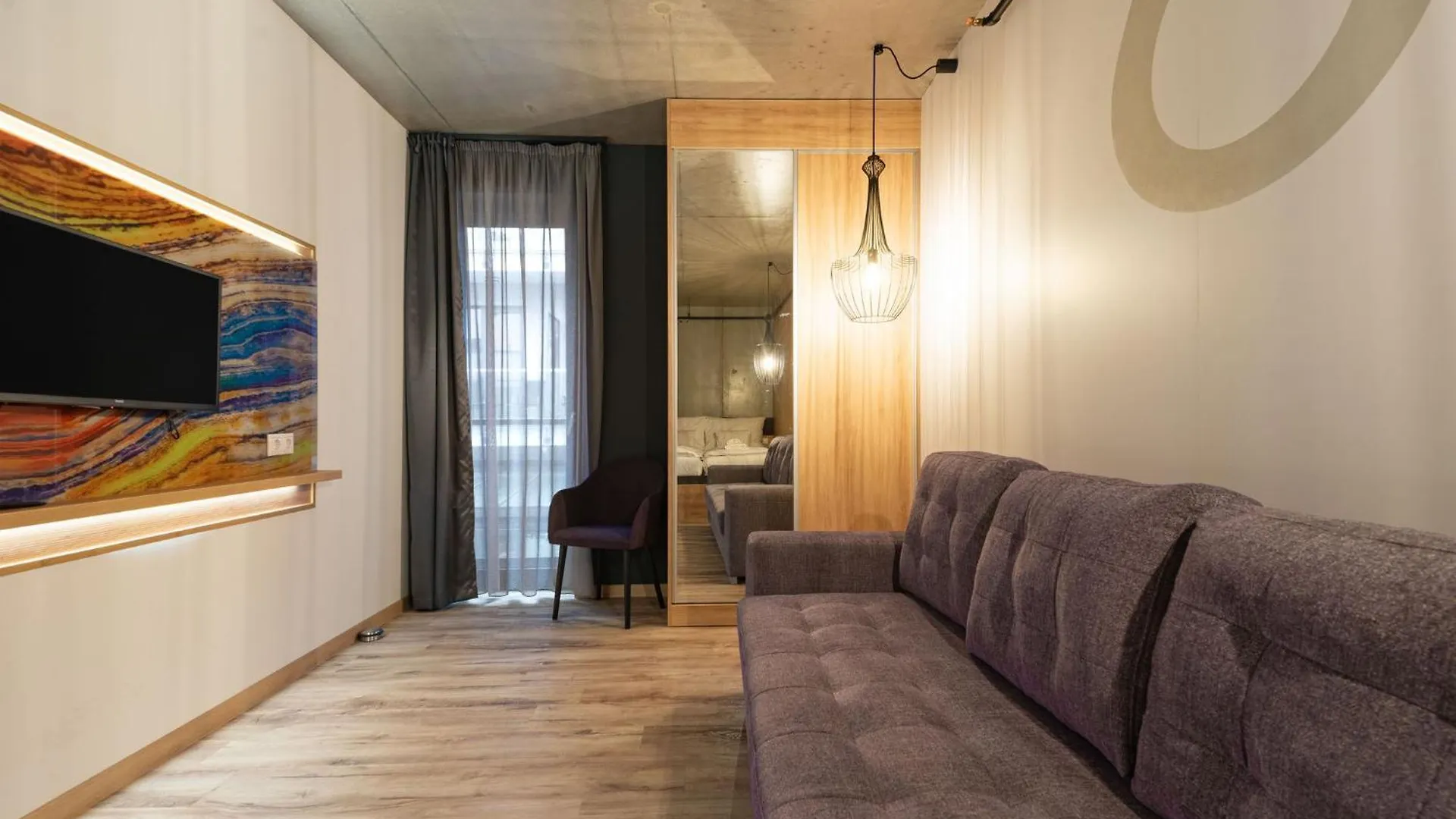 Onyx Luxury Budapest 4*,